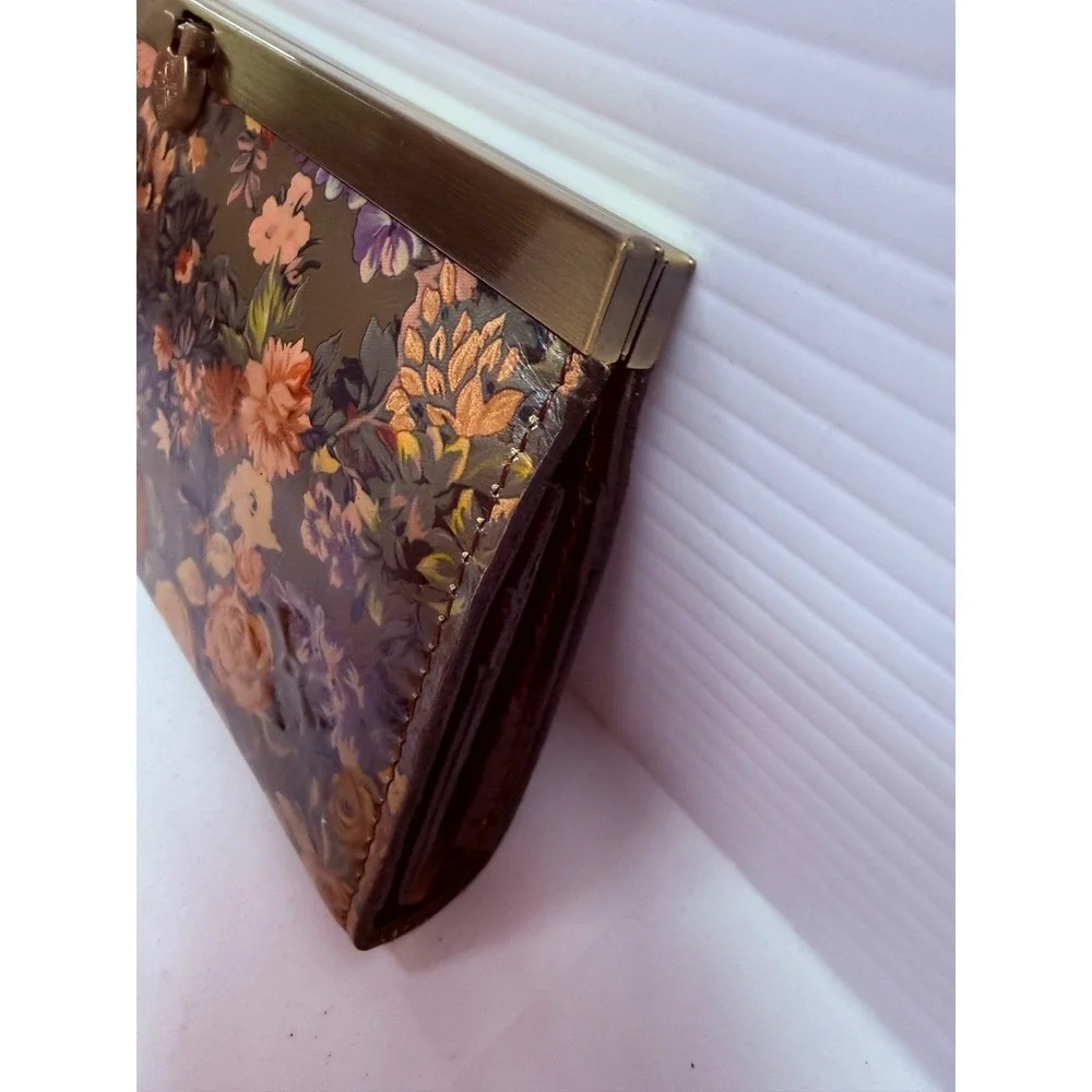 Patricia Nash Cauchy English Country Floral Wallet Olive Green Rose MSRP$119